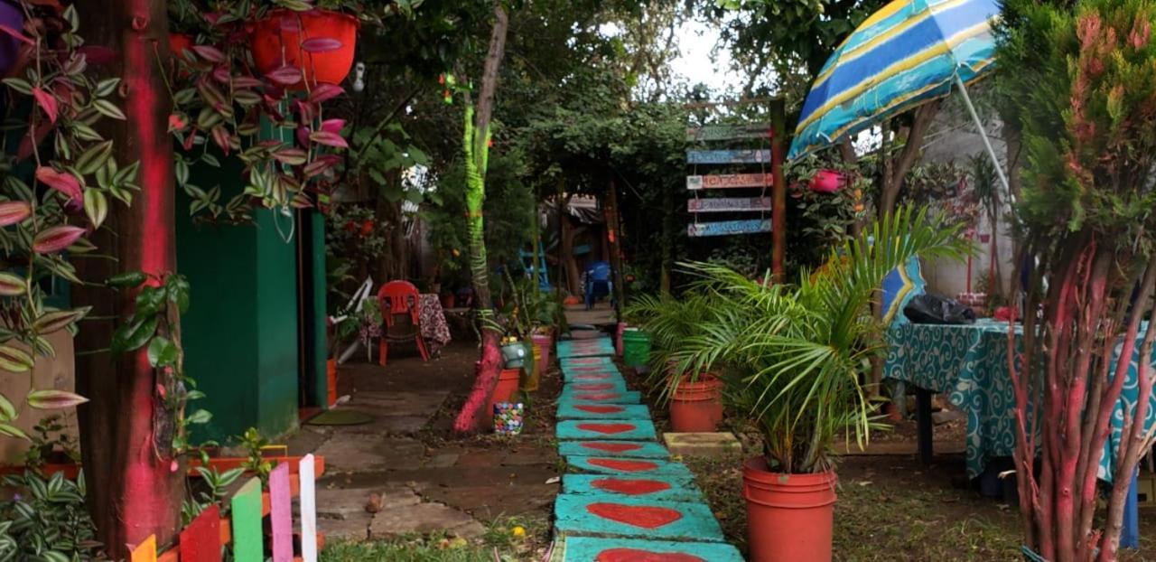 Casa Lothuz Spacio Cultural Y Disidente San Cristóbal de Las Casas Eksteriør bilde